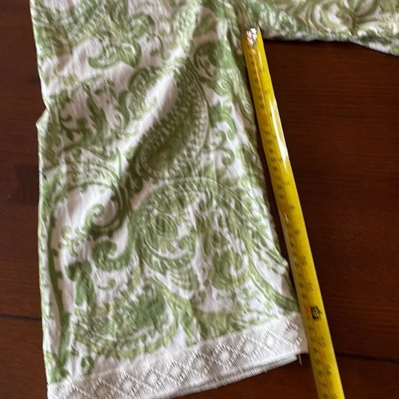 Nicole miller square neck linen blend paisley top. Beautiful and feminine. - Picture 8 of 8